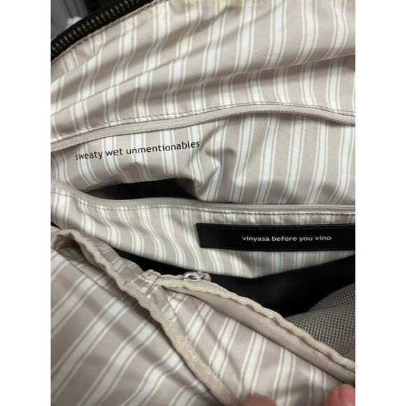 LULULEMON Vinyasa To Vino Black Leather Ex Large Gym Shoulder Bag - Picture 6 of 12